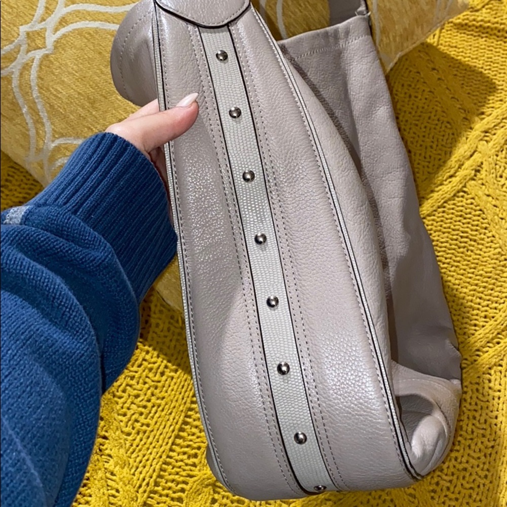 coach purse! - Picture 3 of 7